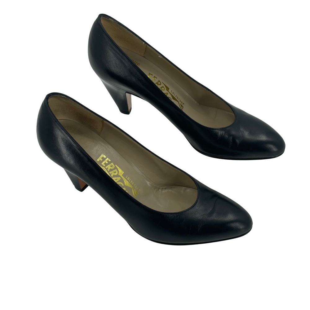 Salvatore‎ Ferragamo Saks 5th Avenue Black Leather Pumps Italy DS 11956 Sz. 5.5B